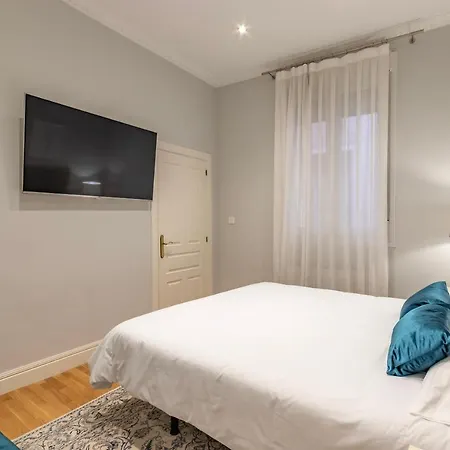 Διαμέρισμα Amplio Y Elegante En Casco Viejo Con Parking *