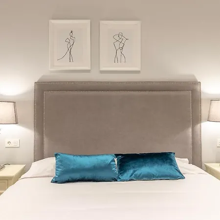 Apartment Amplio Y Elegante En Casco Viejo Con Parking