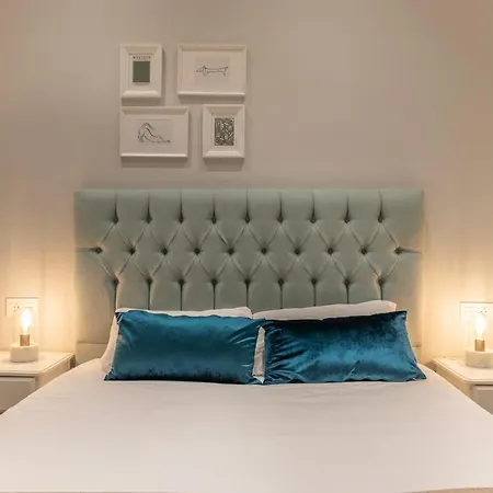 Amplio Y Elegante En Casco Viejo Con Parking * Bilbao