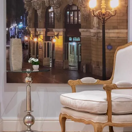 Διαμέρισμα Amplio Y Elegante En Casco Viejo Con Parking